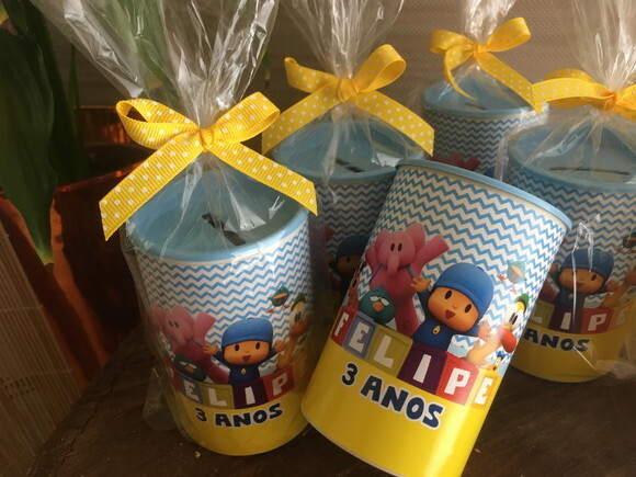 Cofrinho plástico embalado Pocoyo