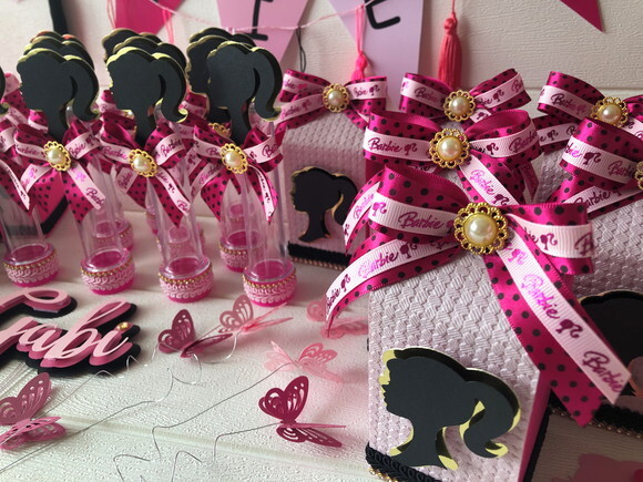 Kit Festa luxo Barbie 27 Peças