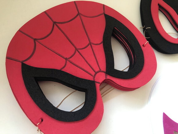 Máscara Eva Spidey e Seus Amigos