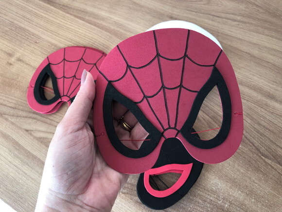 Máscara Eva Spidey e Seus Amigos