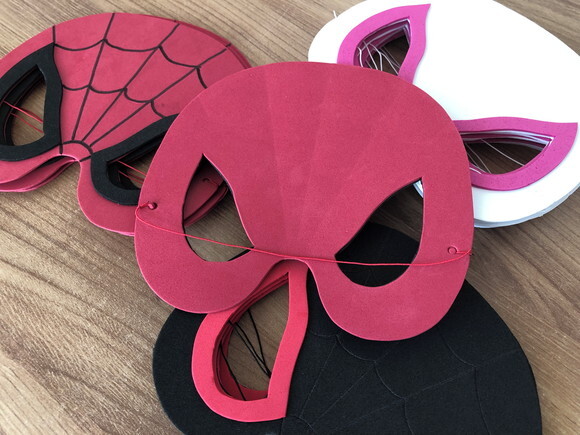 Máscara Eva Spidey e Seus Amigos