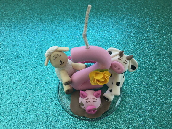 Topo vela Fazendinha menina