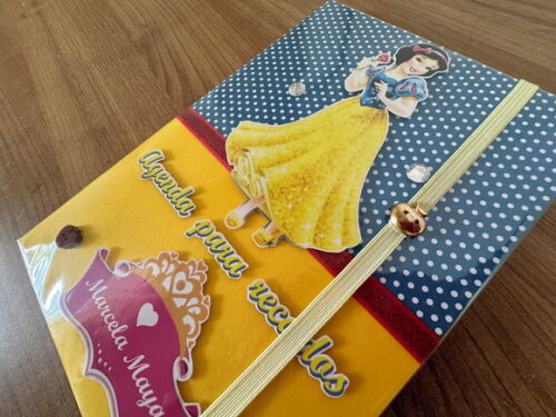 Agenda Princesas - Branca de Neve - Caderno (plastificado)