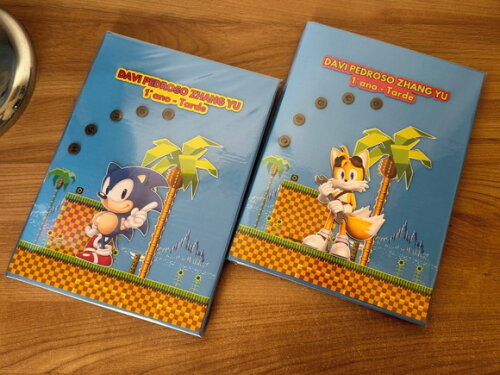 Caderno Brochurão Sonic e Tales (plastificado)
