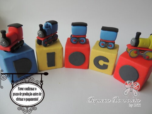 Cubo com letra Thomas e seus Amigos biscuit