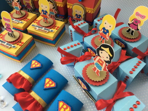 Kit Festa luxo Super Heroínas 58 Peças
