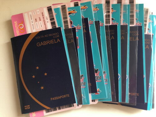 Passaporte + Ticket de Embarque + Cartela de Adesivos