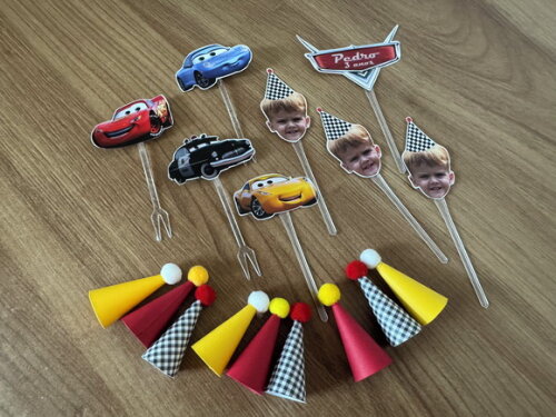 Pins mini chapeus Kit Brigadeiro (carros Disney) 50 Unidades