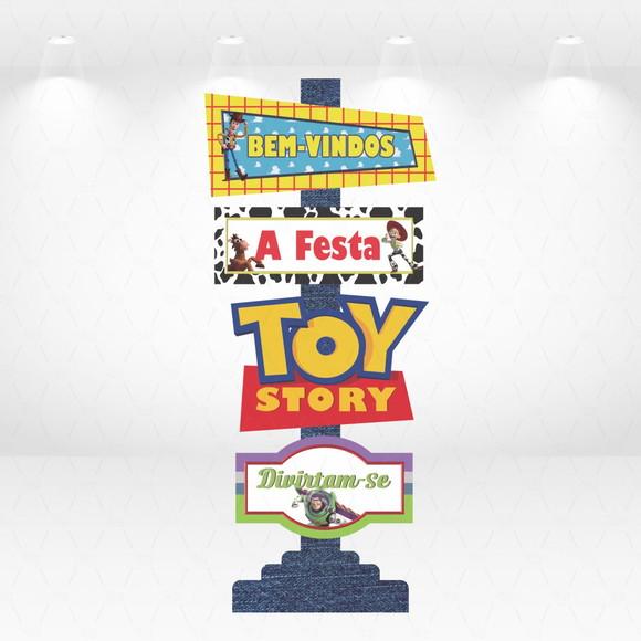 Display / Totem 1,2m Desmontável Toy Story