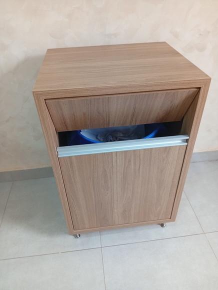 Lixeira de mdf Personalizada para Fastfood  80x60x45cm
