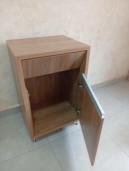 Lixeira de mdf Personalizada para Fastfood  80x60x45cm