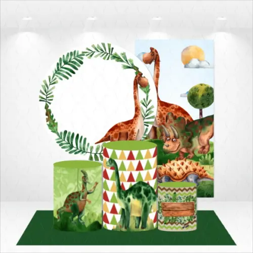 CONJUNTO DE CAPAS E TAPETE DINOSSAUROS