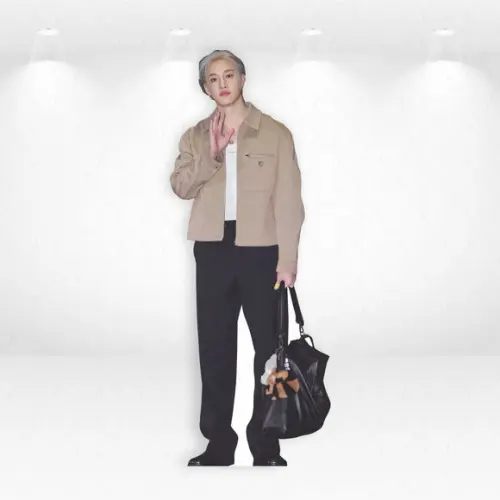 Display / Totem 1,71m Desmontável Bang Chan Stray Kids