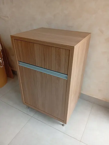 Lixeira de mdf Personalizada para Fastfood  80x60x45cm