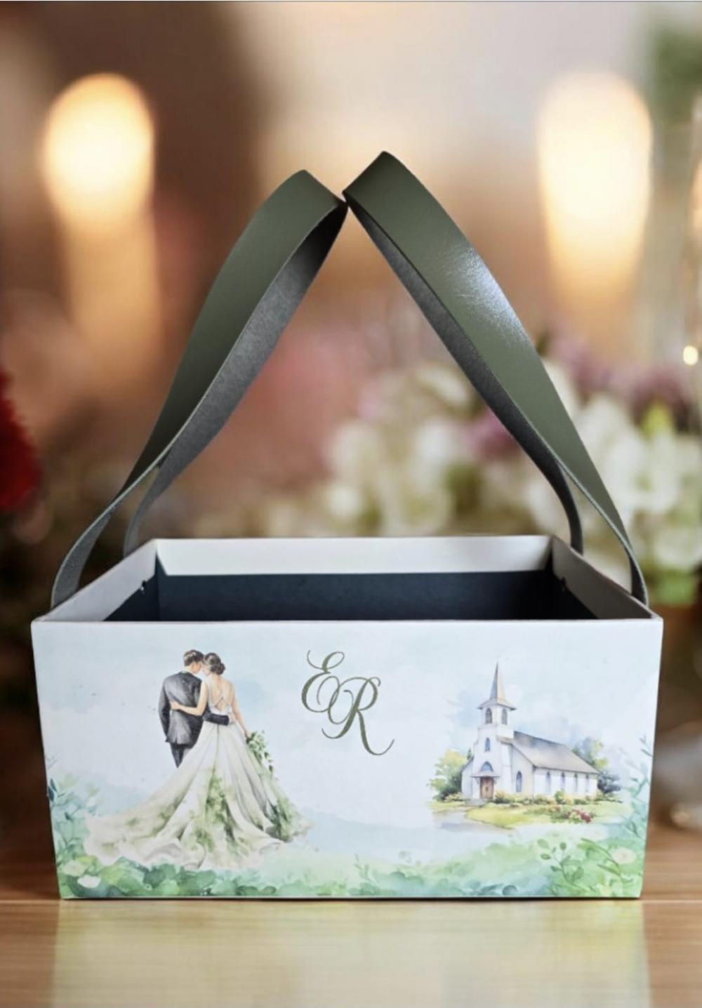 Cesta cartonada personalizada com laço de seda