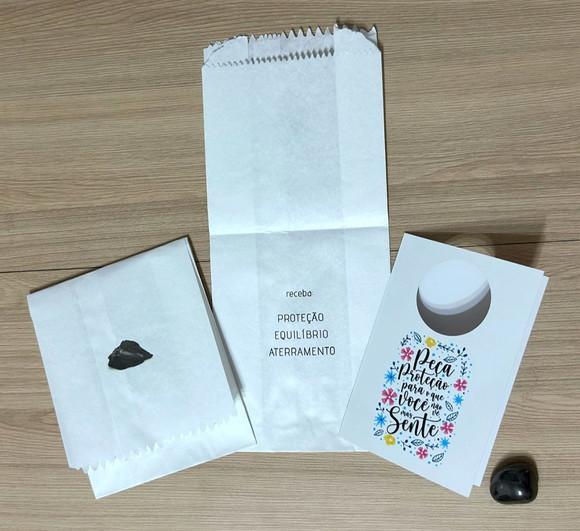 Cartão Personalizado + Cristal Hematita. Pct c/ 12 Kits.