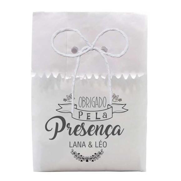 CASAMENTO - SAQUINHO PAPEL PERSONALIZADO. C/ FURO E CORDÃO