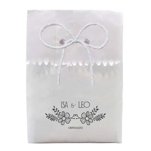 CASAMENTO - SAQUINHO PAPEL PERSONALIZADO. C/ FURO E CORDÃO
