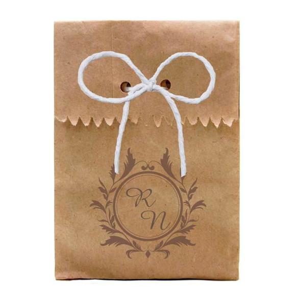 CASAMENTO - SAQUINHO PAPEL PERSONALIZADO. C/ FURO E CORDÃO