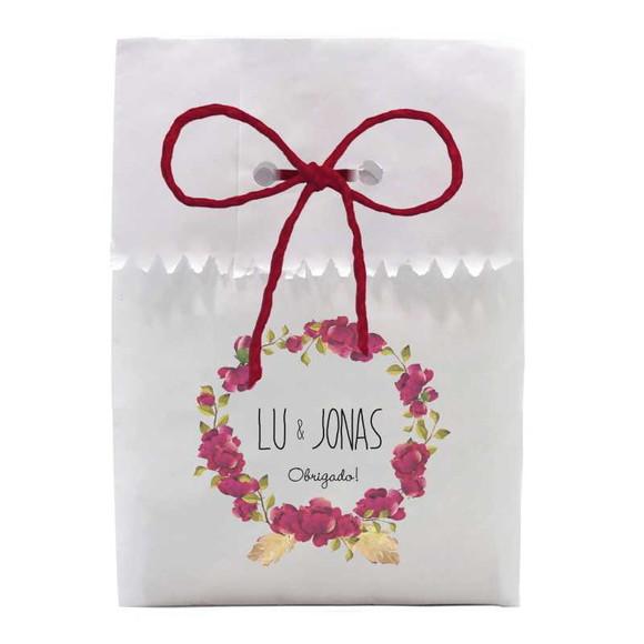 CASAMENTO - SAQUINHO PAPEL PERSONALIZADO. C/ FURO E CORDÃO