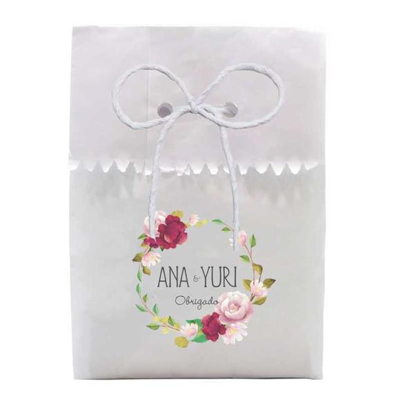 CASAMENTO - SAQUINHO PAPEL PERSONALIZADO. C/ FURO E CORDÃO