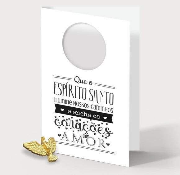 Cartão Batismo Person. c/ Aplique Divino Espírito Santo Ouro