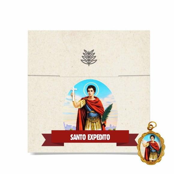 Cartão personalizado + medalhinha de Santo Expedito