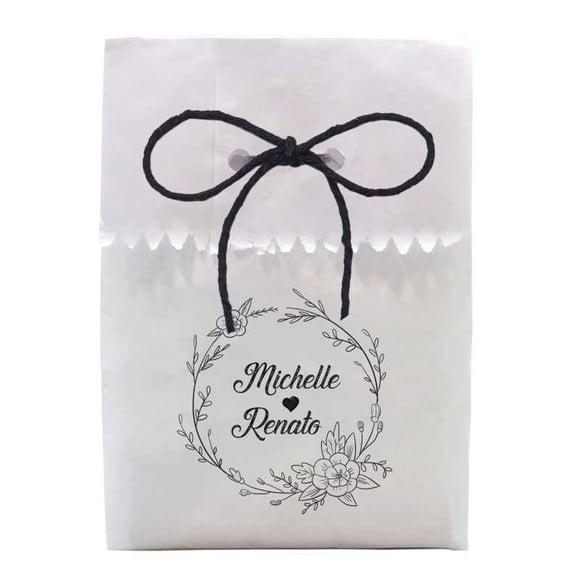 CASAMENTO - SAQUINHO PAPEL PERSONALIZADO. C/ FURO E CORDÃO