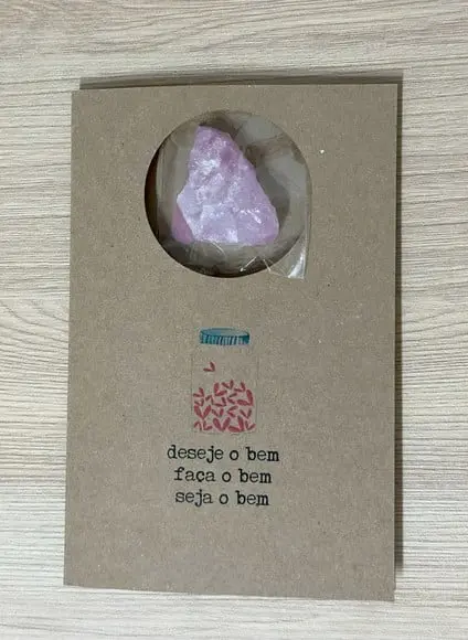 Cartão Personalizado + Cristal Quartzo Rosa. Pct c/ 12 Kits.