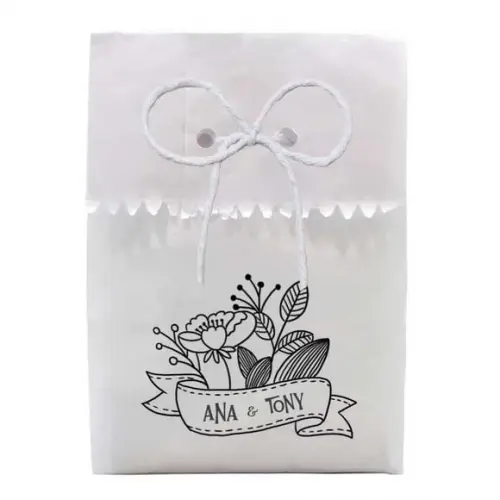 CASAMENTO - SAQUINHO PAPEL PERSONALIZADO. C/ FURO E CORDÃO