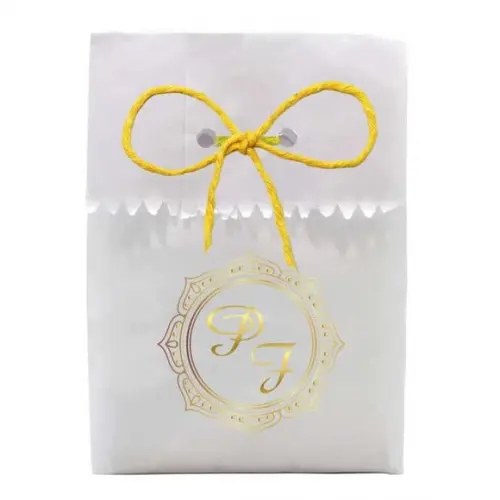 CASAMENTO - SAQUINHO PAPEL PERSONALIZADO. C/ FURO E CORDÃO