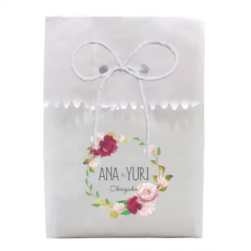 CASAMENTO - SAQUINHO PAPEL PERSONALIZADO. C/ FURO E CORDÃO