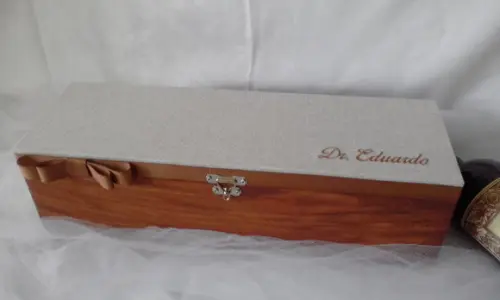 Caixa Personalizada para Vinho