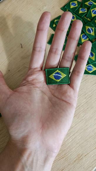 50 Mini Bandeiras do Brasil Bordado Termocolante - copa 2026