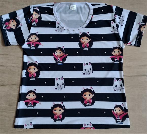 Camiseta Casa Mágica da Gabby com Strass e Pérolas