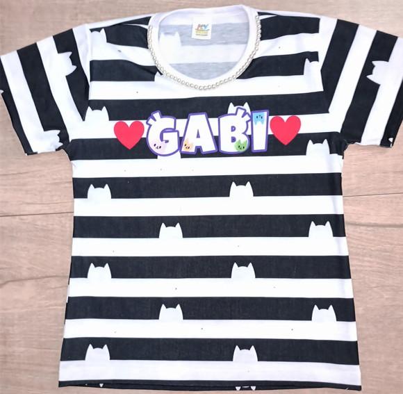 Camiseta Casa Mágica da Gabby com Strass e Pérolas