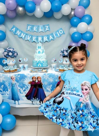 Vestido Frozen com Pérolas Aplicadas e Mangas Bufantes