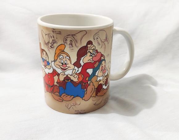 Caneca Branca - Coleção 7 Anões - Grupo