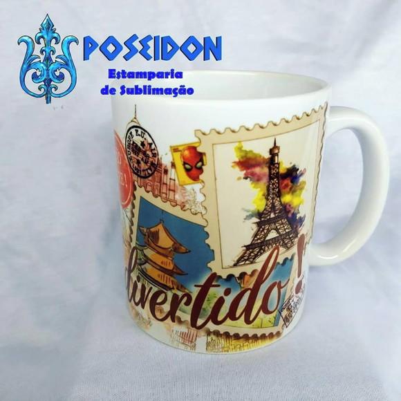 Caneca Branca Personalizada - VIAJAR É MARAVILHOSO