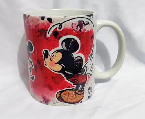 Caneca Branca - Love Mickey