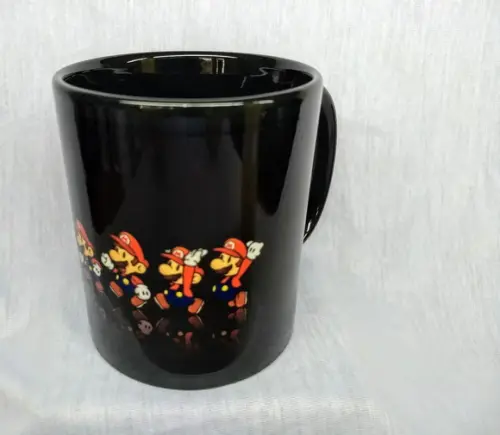 Caneca Preta - Super Mario Bros