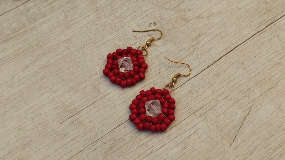 Brincos Mandala vermelha Annyel Criações