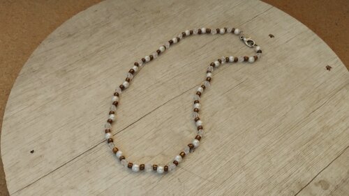 Gargantilha de Pérolas e Cristais