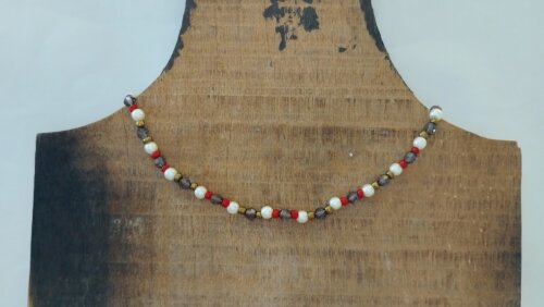 Gargantilha com cristais fumê e Pérolas natural