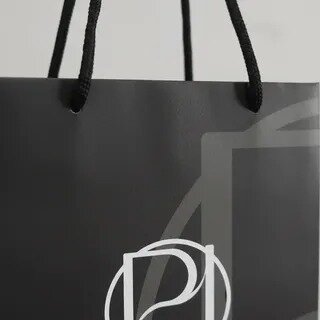 Sacola de Papel M 21 x15 Personalizada com Logo – Pacote com 20