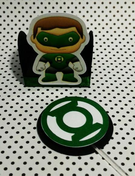 Forminha + topper Lanterna verde scrap