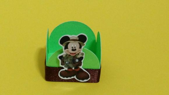 Kit 20un - Forminha Mickey Safari