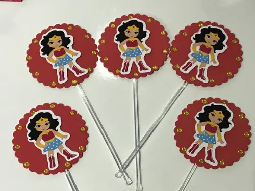 Kit 15un - Topper para Cupcake - Mulher Maravilha