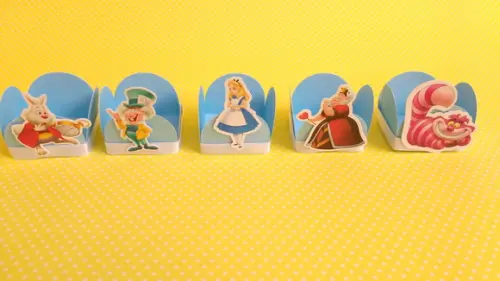 Kit 20un - Forminha - Alice no País das Maravilhas