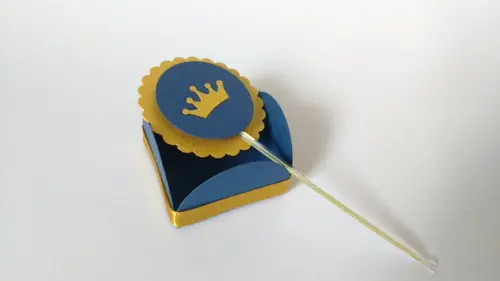 Kit 20un - Forminha + Topper Princípe